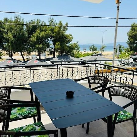 Ofrínion Seaviewapartment מראה חיצוני תמונה