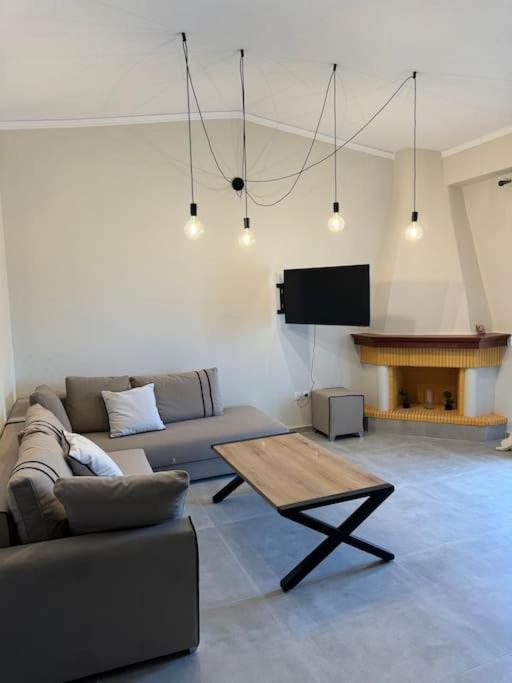 Ofrínion Seaviewapartment מראה חיצוני תמונה