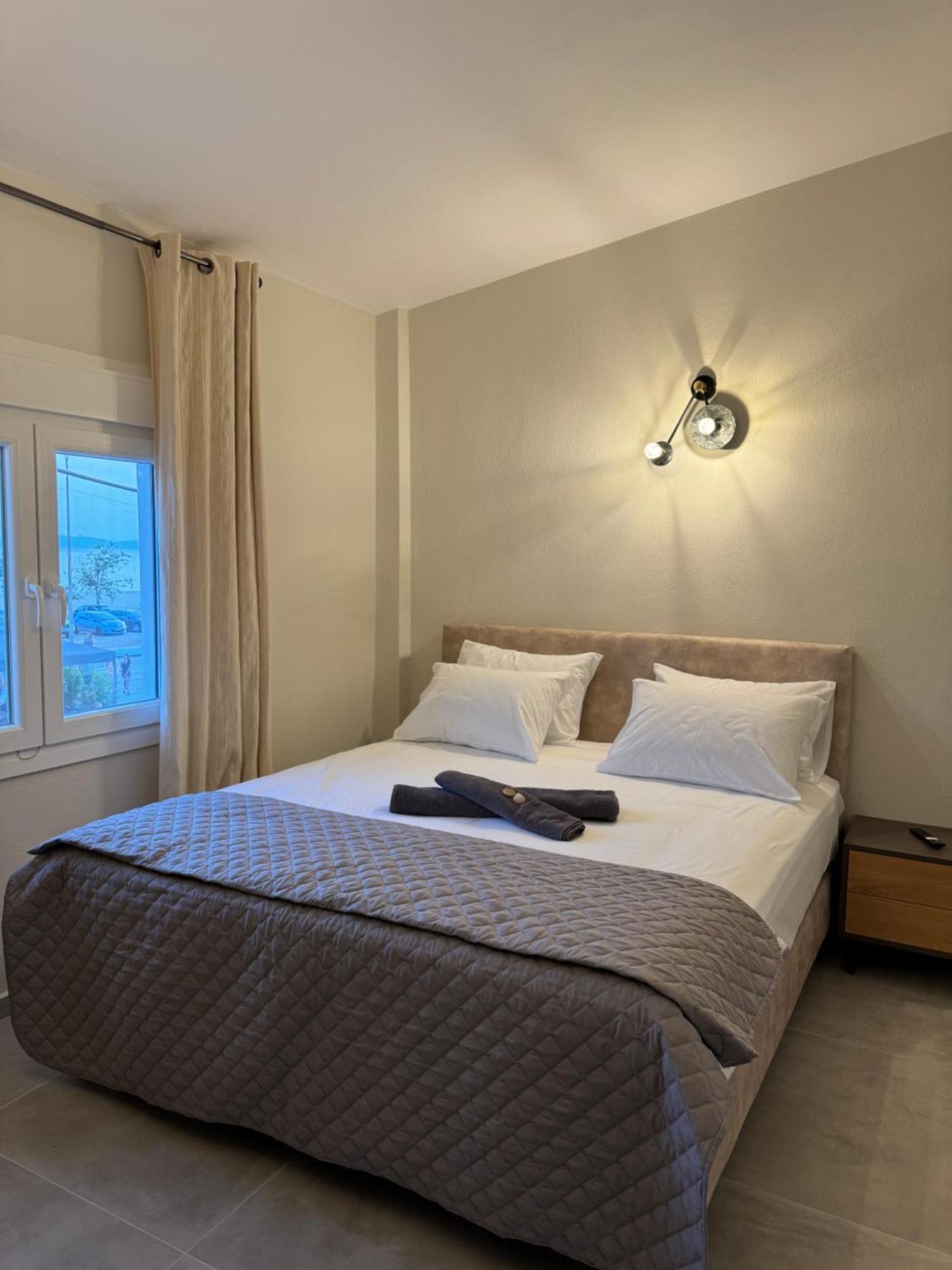 Ofrínion Seaviewapartment מראה חיצוני תמונה